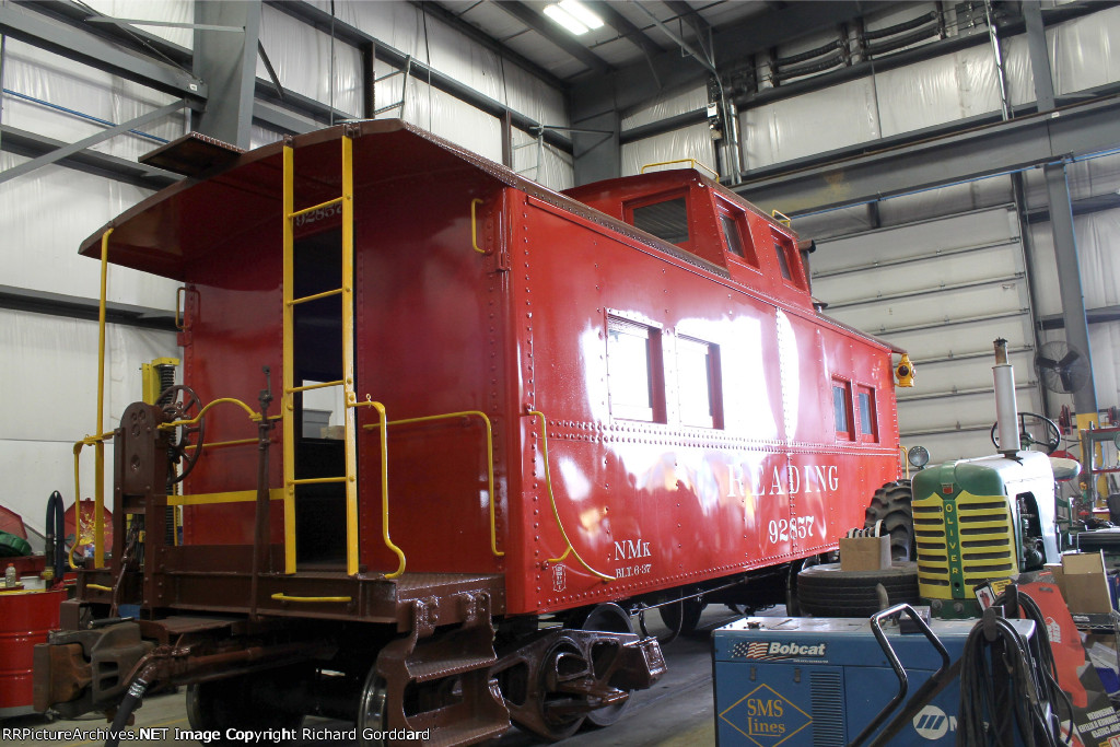 RDG Caboose 92857